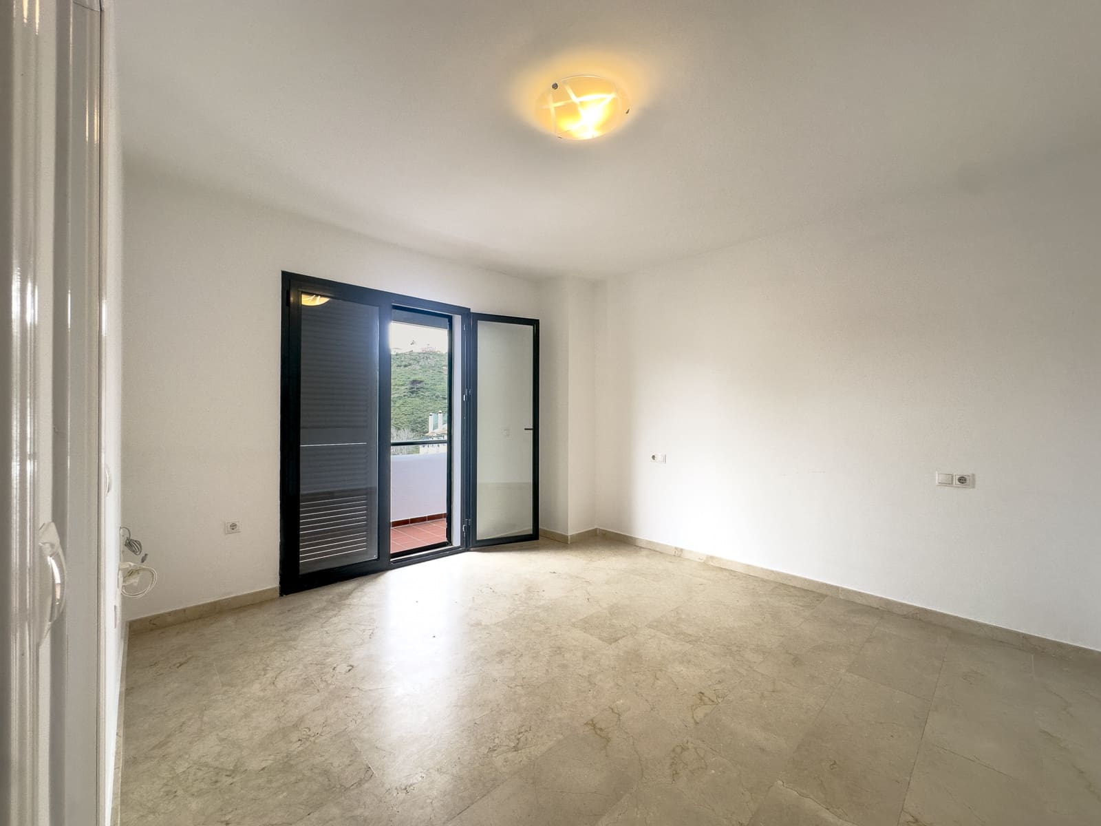 3 bedroom Townhouse for sale in Manilva with pool garage - € 610,000 (Ref: 9547849)