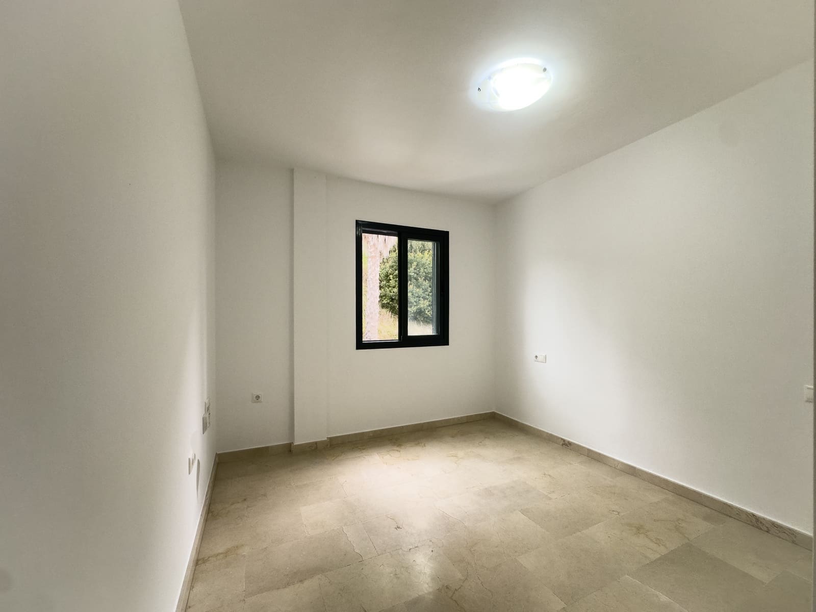 3 bedroom Townhouse for sale in Manilva with pool garage - € 610,000 (Ref: 9547849)