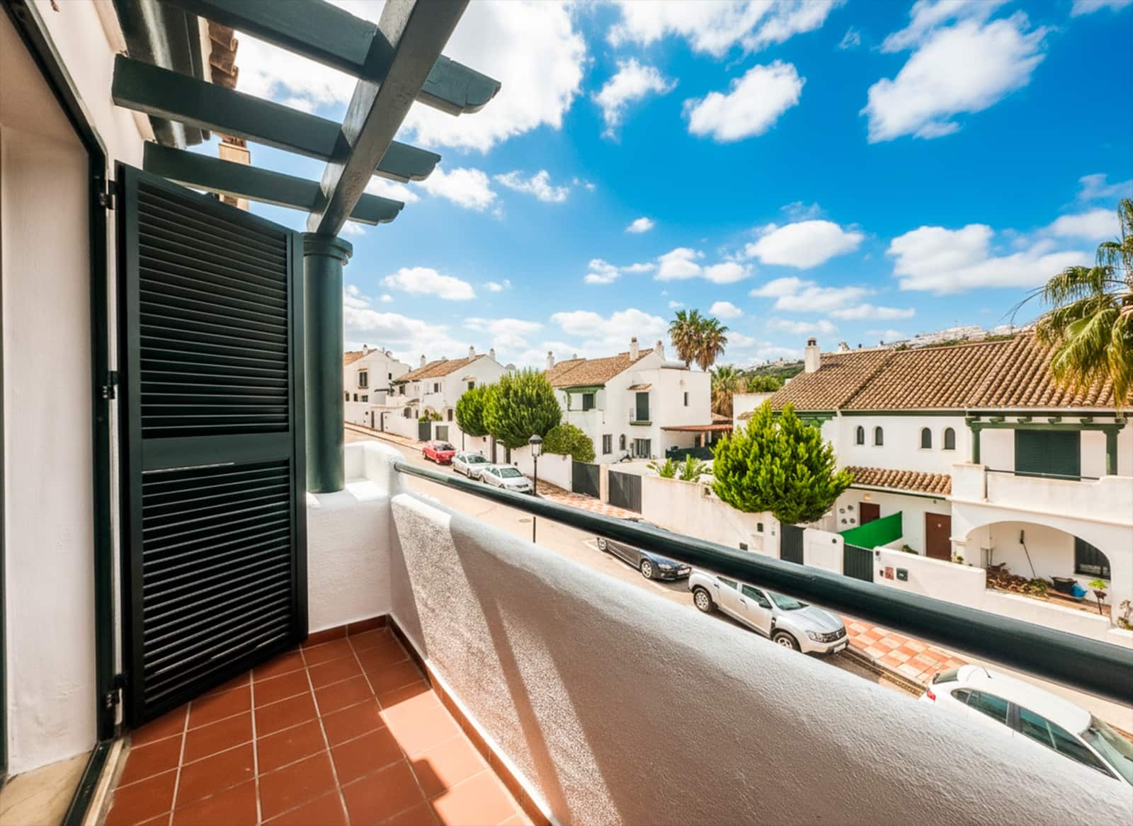 3 bedroom Townhouse for sale in Manilva with pool garage - € 610,000 (Ref: 9547849)