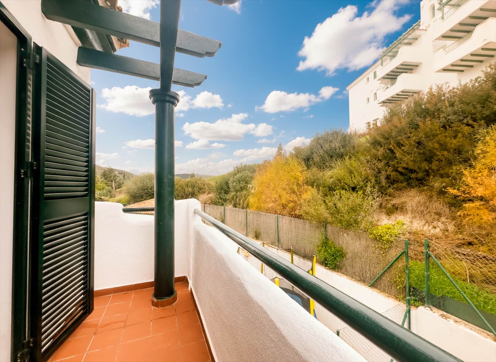 3 bedroom Townhouse for sale in Manilva with pool garage - € 610,000 (Ref: 9547849)