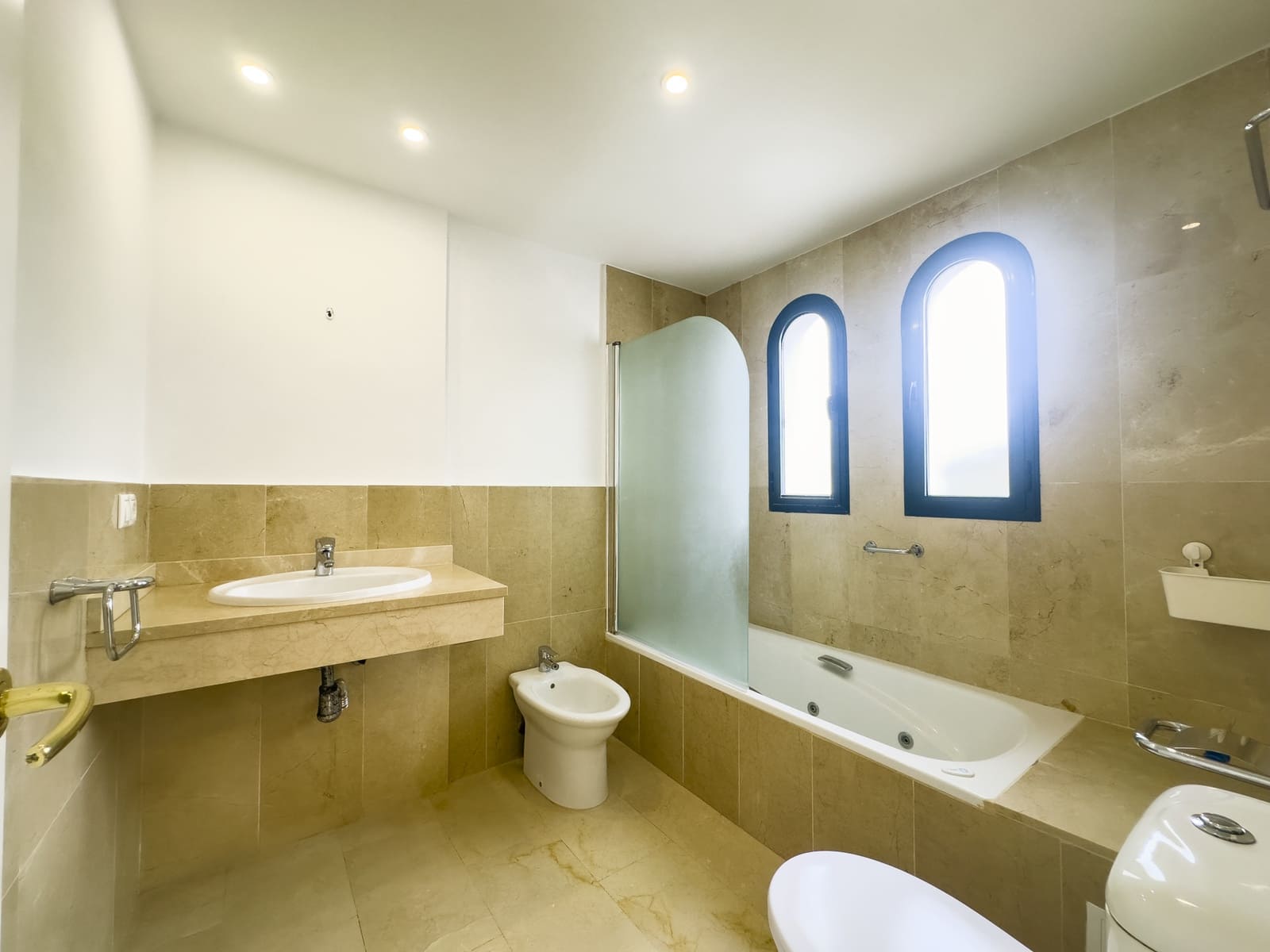 3 Zimmer Haus zu verkaufen in Manilva mit Pool Garage - 560.000 € (Ref: 9547849)