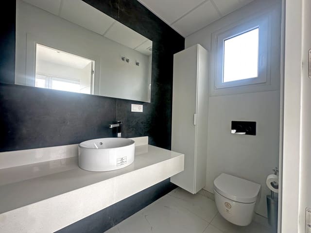 Kommersiell till salu i Casares - 59 000 € (Ref: 9659215)