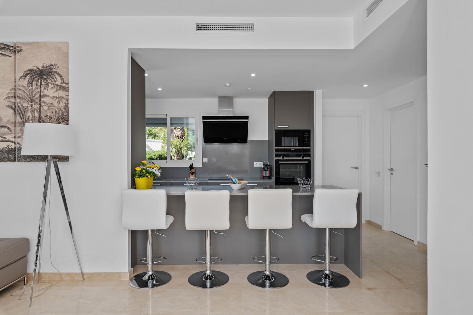 2 slaapkamer Appartement te koop in Casares met zwembad garage - € 380.000 (Ref: 9711841)