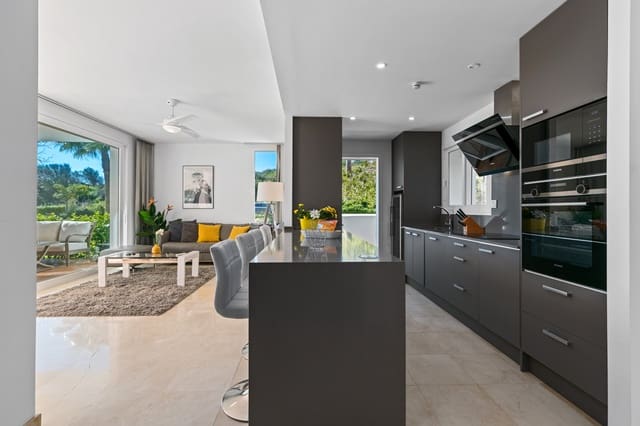 2 slaapkamer Appartement te koop in Casares met zwembad garage - € 380.000 (Ref: 9711841)