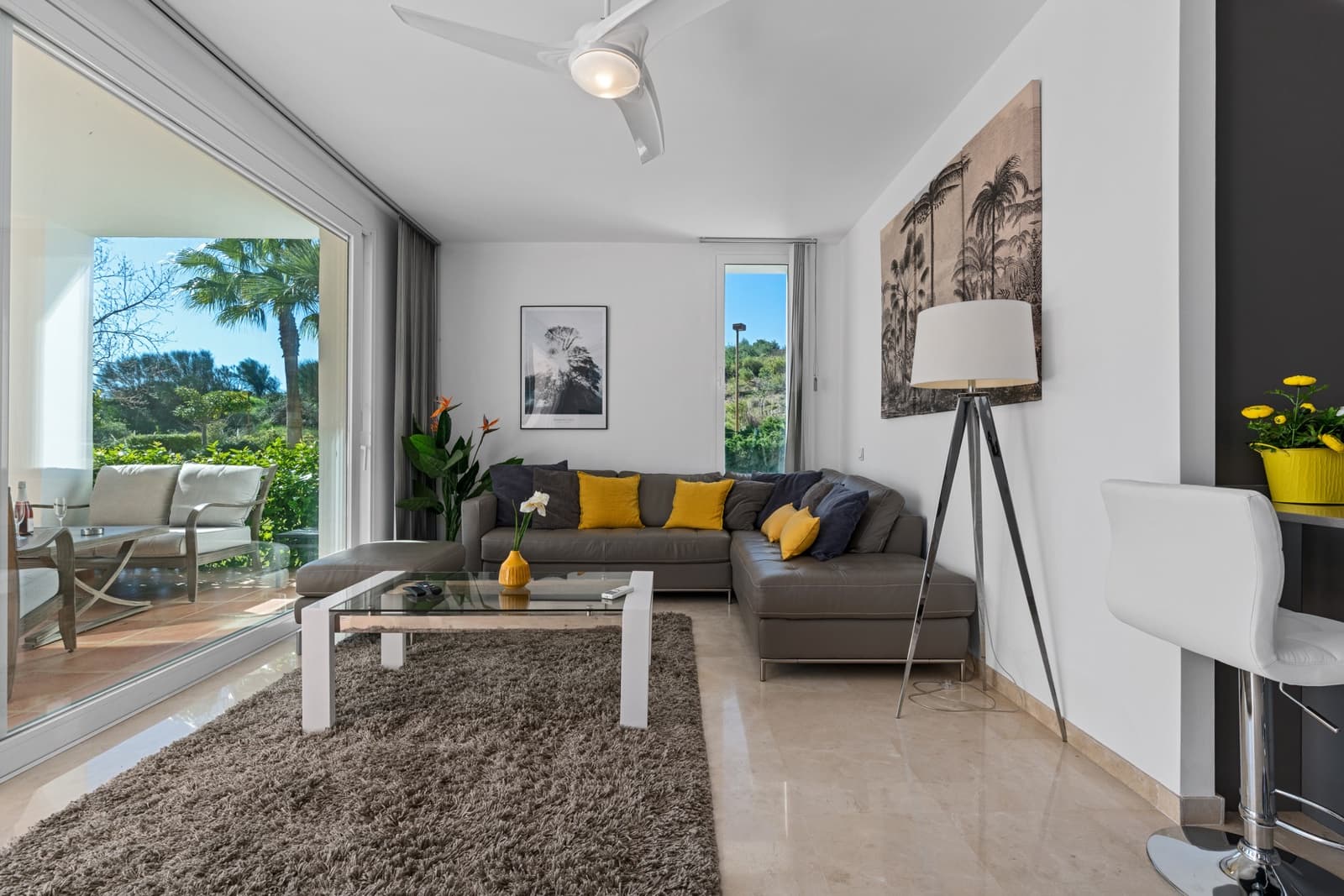 2 slaapkamer Appartement te koop in Casares met zwembad garage - € 380.000 (Ref: 9711841)