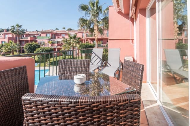 1 soveværelse Lejlighed til salg i Manilva med swimmingpool garage - € 210.000 (Ref: 9738390)