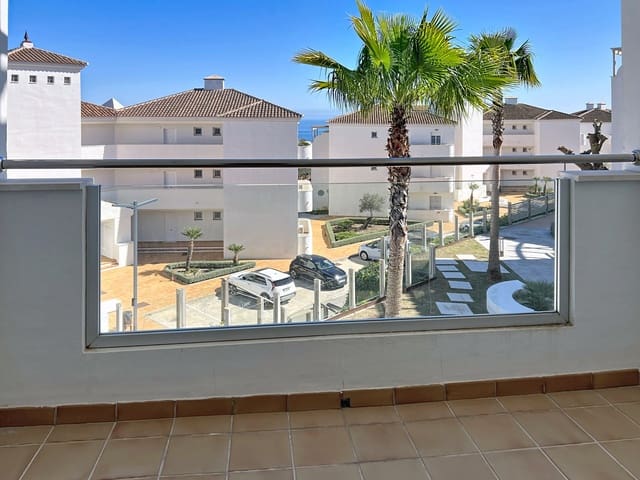 2 soveværelse Lejlighed til salg i Manilva med swimmingpool garage - € 225.000 (Ref: 9747802)