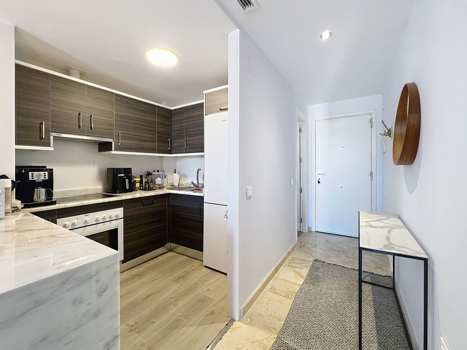 2 soveværelse Lejlighed til salg i Manilva med swimmingpool garage - € 225.000 (Ref: 9747802)