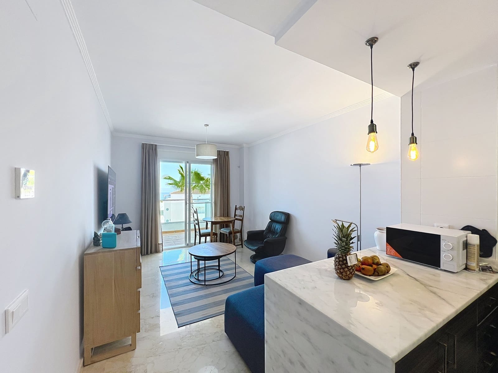 2 soveværelse Lejlighed til salg i Manilva med swimmingpool garage - € 225.000 (Ref: 9747802)