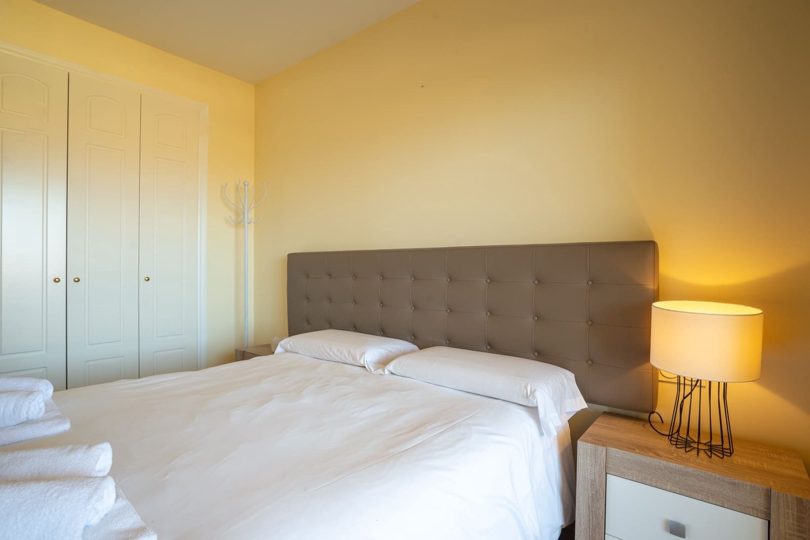 2 soveværelse Lejlighed til salg i Manilva med swimmingpool garage - € 315.000 (Ref: 9751836)