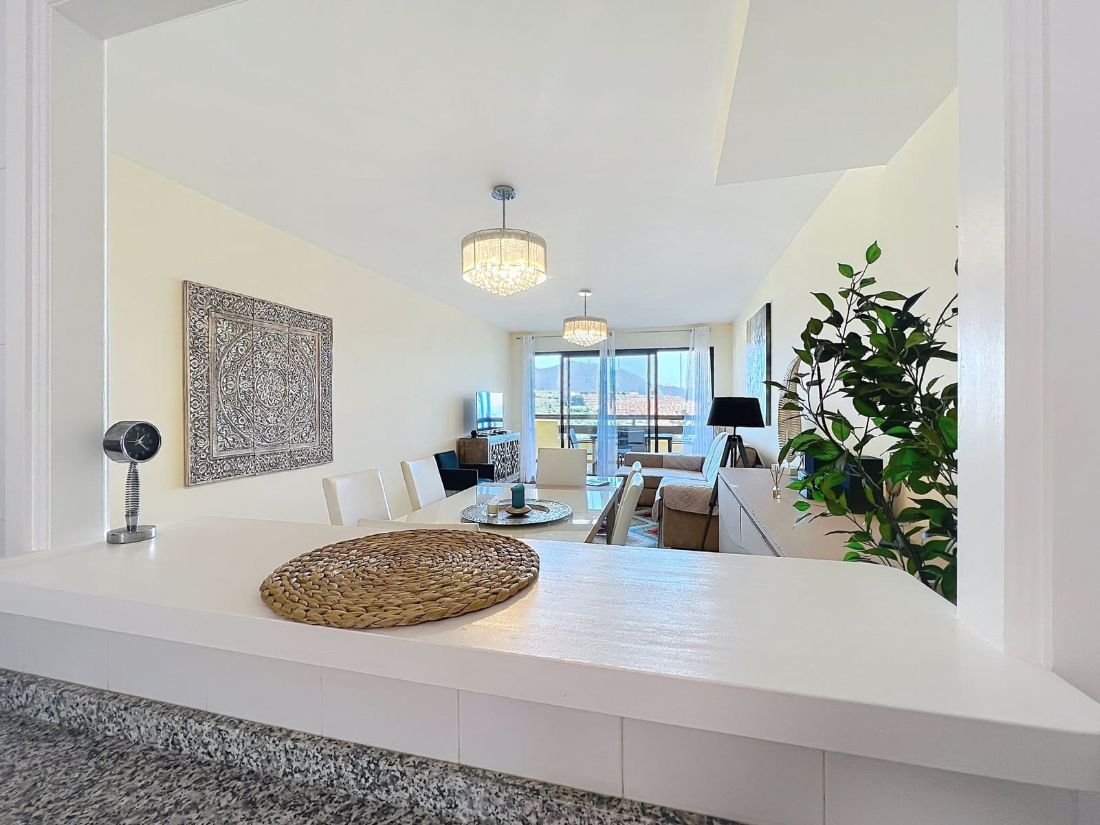 2 soveværelse Lejlighed til salg i Manilva med swimmingpool garage - € 315.000 (Ref: 9751836)