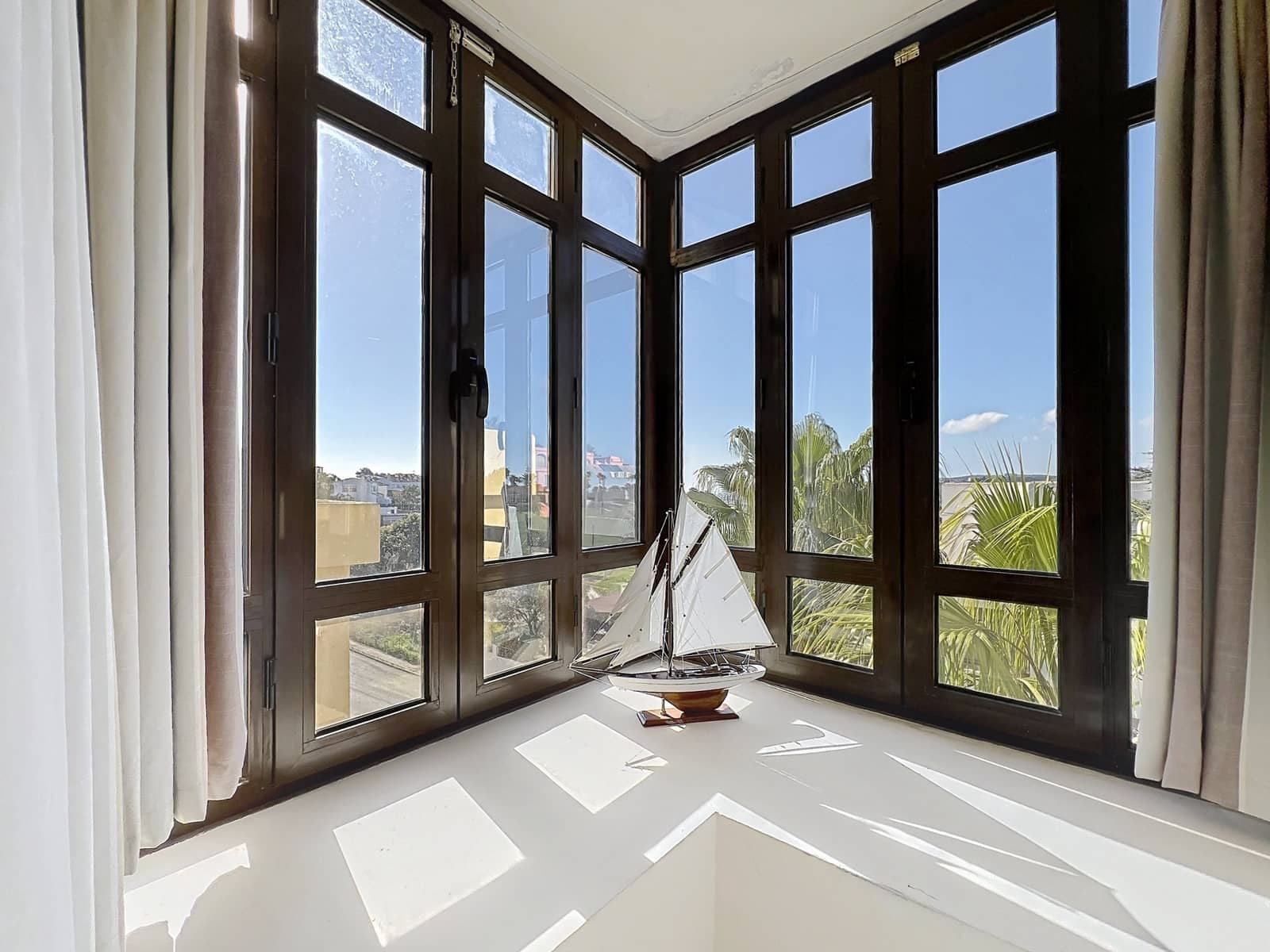 2 soveværelse Lejlighed til salg i Manilva med swimmingpool garage - € 315.000 (Ref: 9751836)