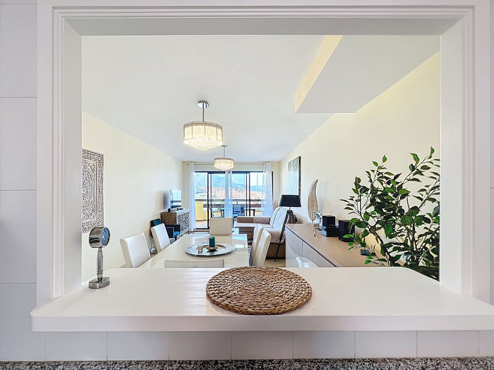 2 soveværelse Lejlighed til salg i Manilva med swimmingpool garage - € 315.000 (Ref: 9751836)