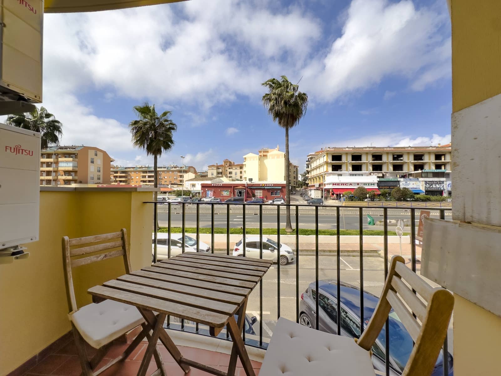 Apartamento de 3 habitaciones en San Luis de Sabinillas en venta con piscina garaje - 299.990 € (Ref: 9755614)