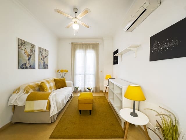 Apartamento de 3 habitaciones en San Luis de Sabinillas, Manilva en venta con piscina garaje - 299.990 € (Ref: 9755614)