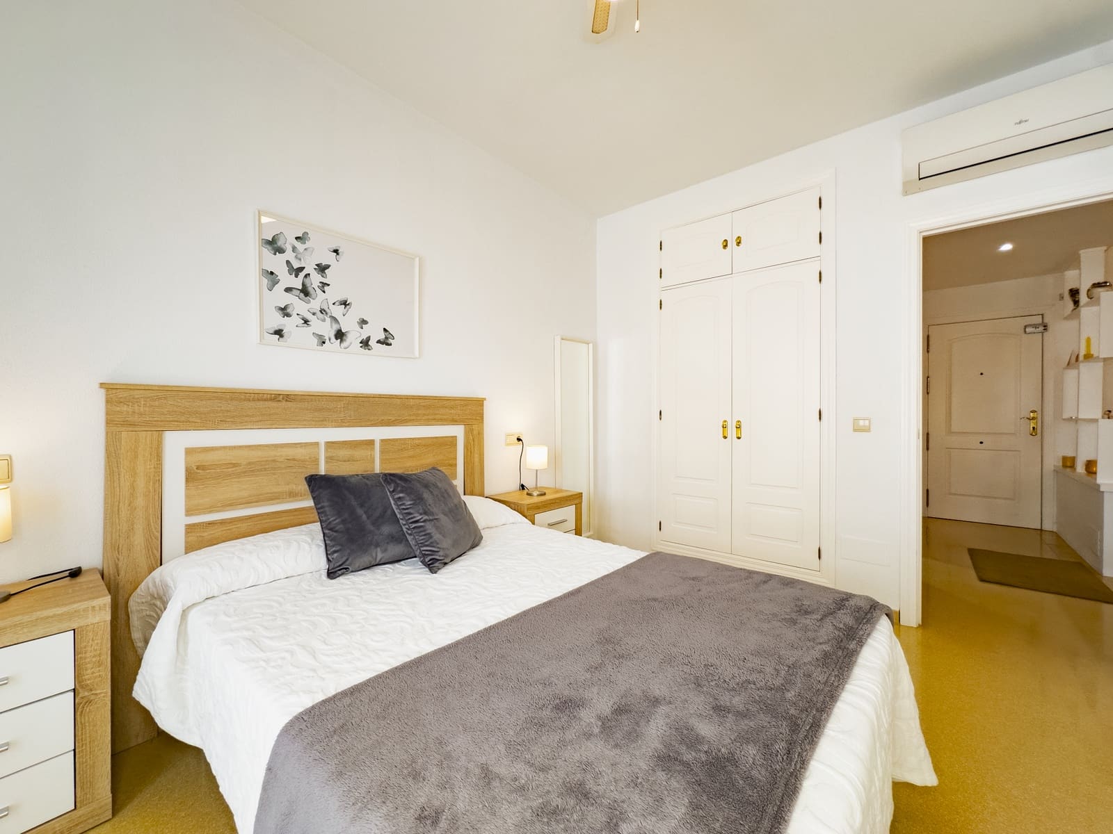 Apartamento de 3 habitaciones en San Luis de Sabinillas en venta con piscina garaje - 299.990 € (Ref: 9755614)