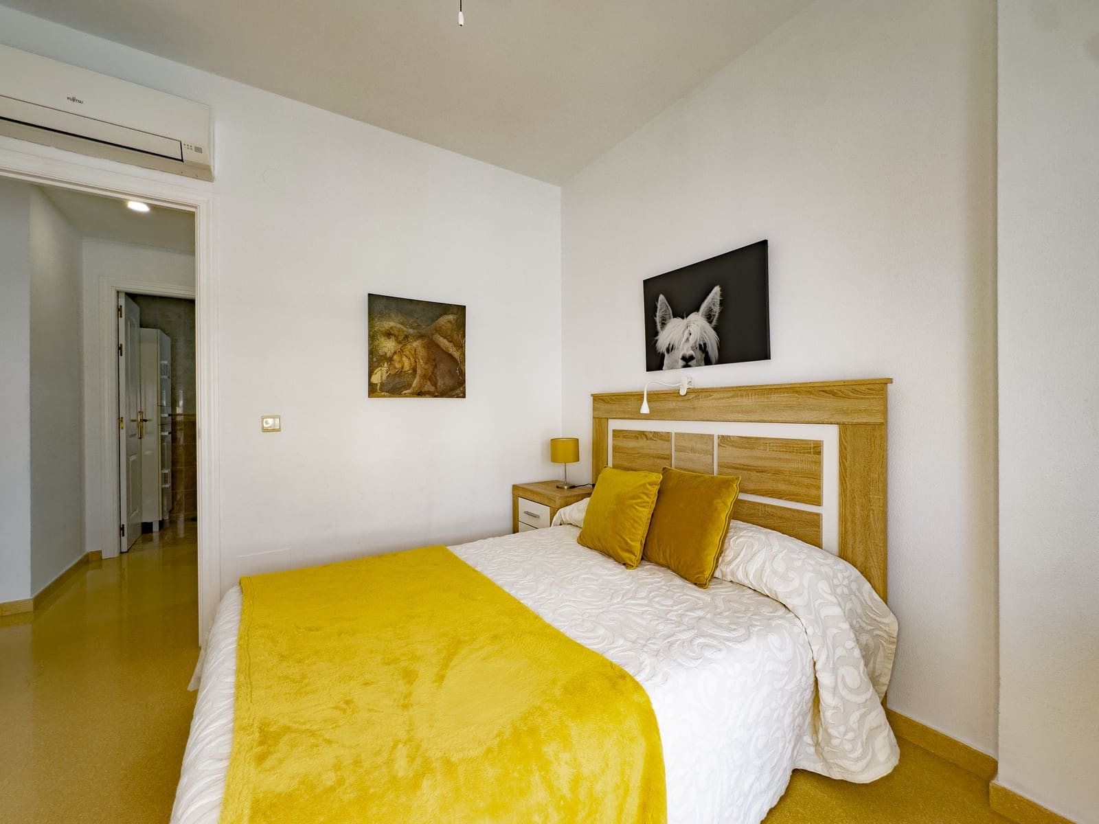 Apartamento de 3 habitaciones en San Luis de Sabinillas en venta con piscina garaje - 299.990 € (Ref: 9755614)