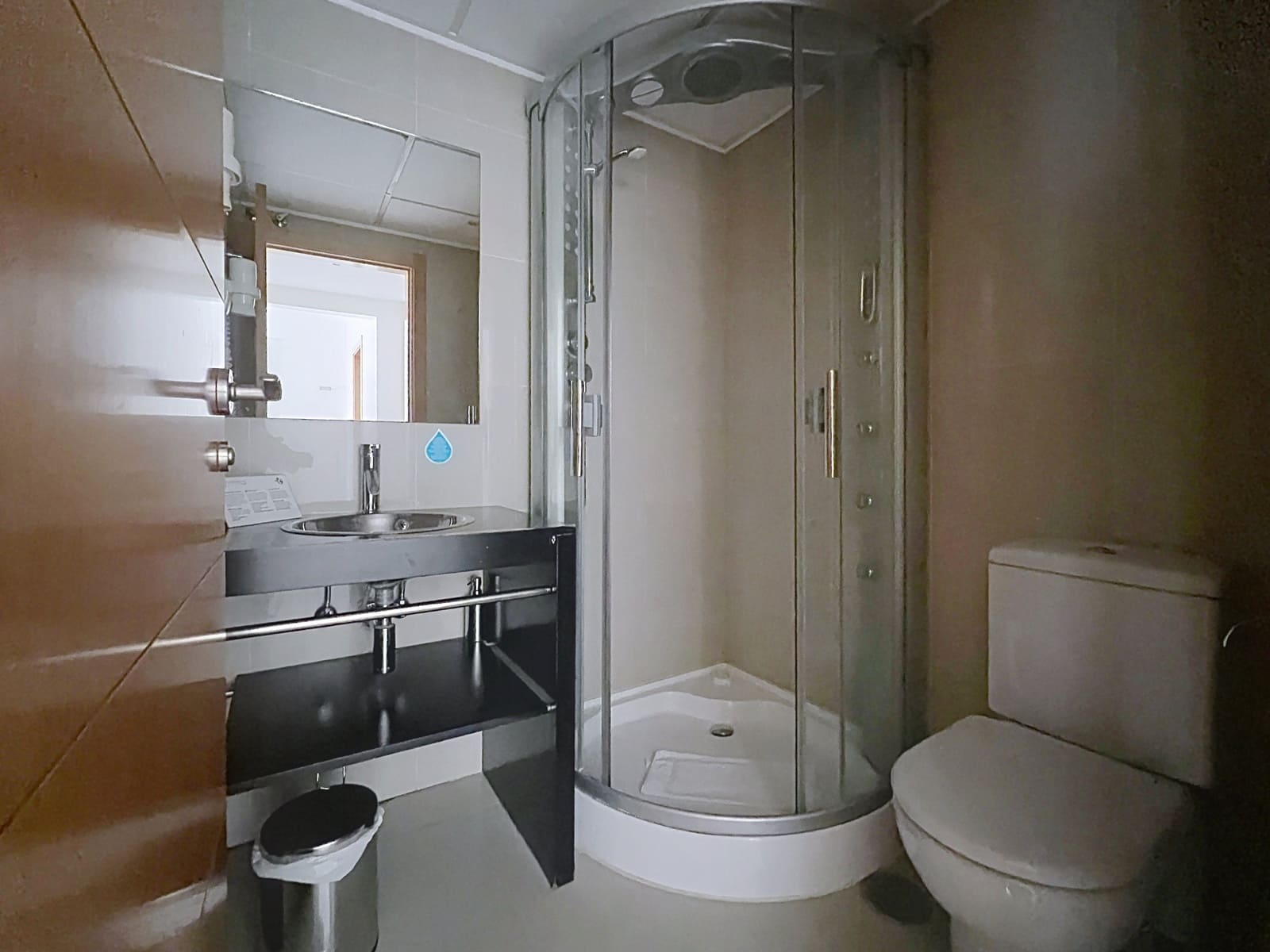 Apartamento de 2 habitaciones en Estepona en venta con piscina garaje - 399.000 € (Ref: 9780507)