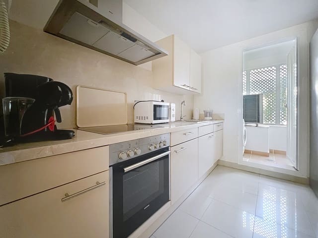 2 camera da letto Appartamento in vendita in Estepona con piscina garage - 399.000 € (Rif: 9780507)