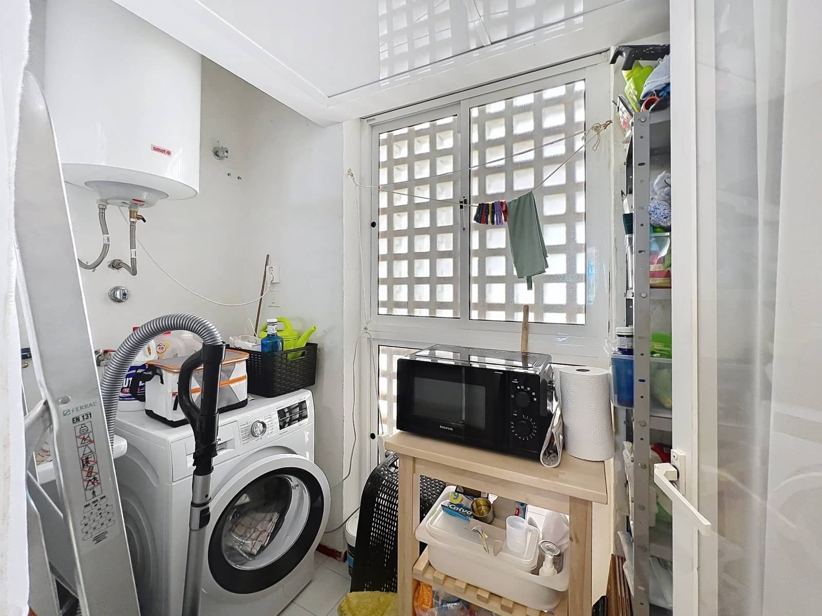 2 makuuhuone Huoneisto myytävänä paikassa Manilva mukana 
autotalli - 285 000 € (Ref: 9804268)