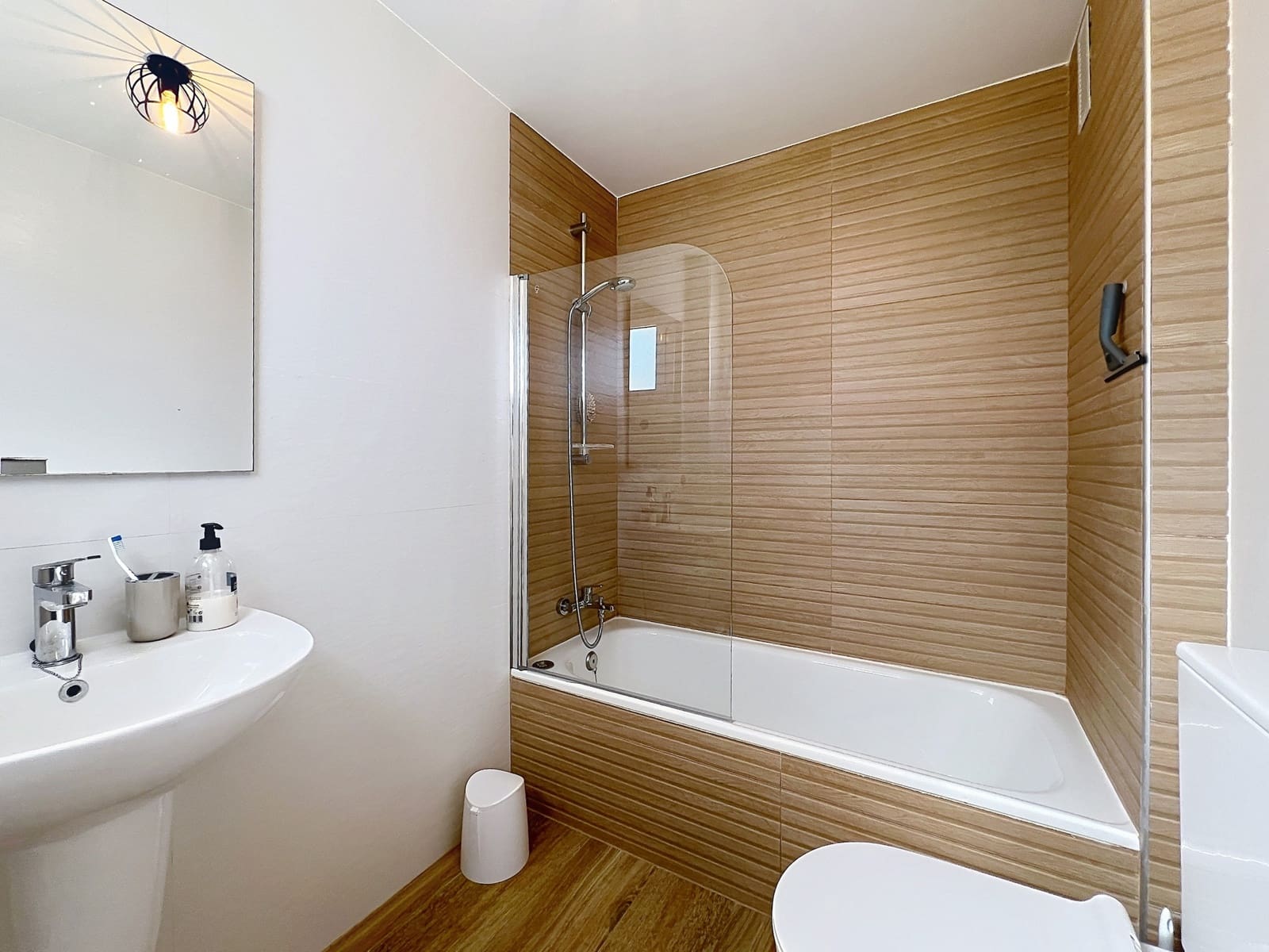 2 soverom Penthouse til salgs i Casares med garasje - € 275 000 (Ref: 9804269)