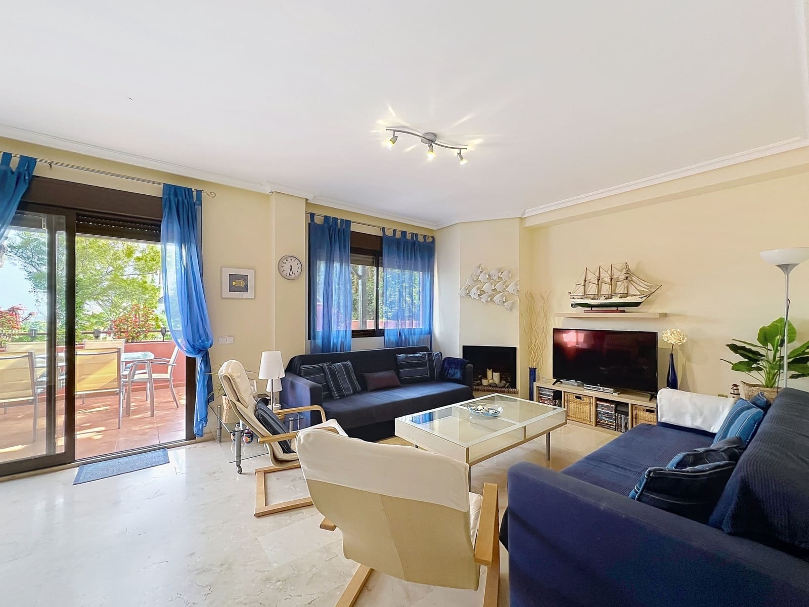 2 sypialnia Apartament na sprzedaż w Casares z basenem garażem - 359 000 € (Ref: 9804270)