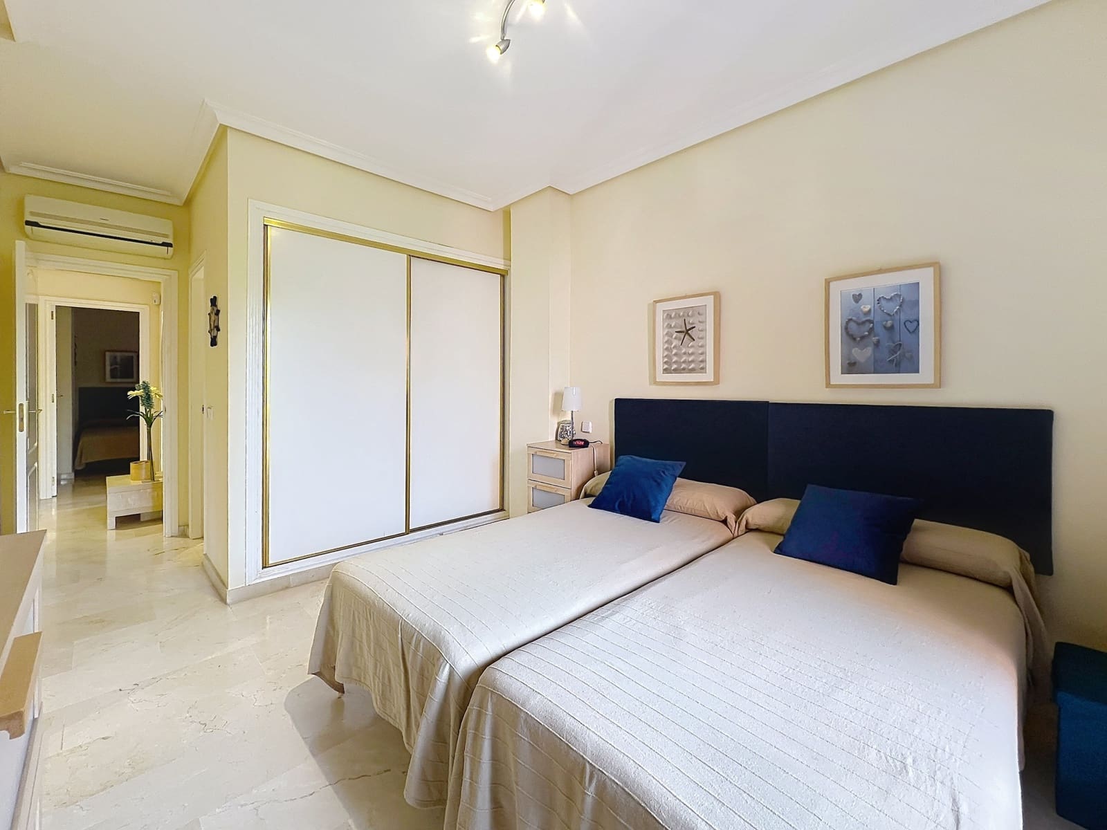 2 sypialnia Apartament na sprzedaż w Casares z basenem garażem - 359 000 € (Ref: 9804270)