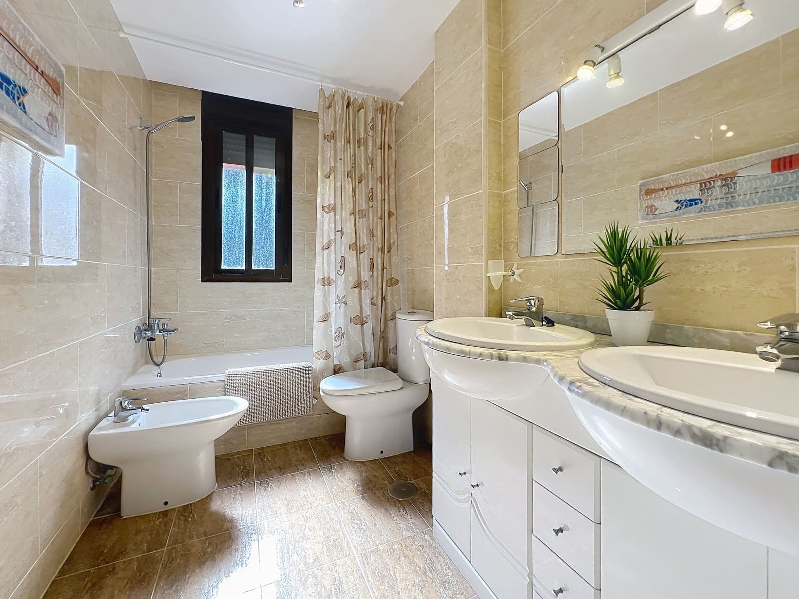 2 sypialnia Apartament na sprzedaż w Casares z basenem garażem - 359 000 € (Ref: 9804270)