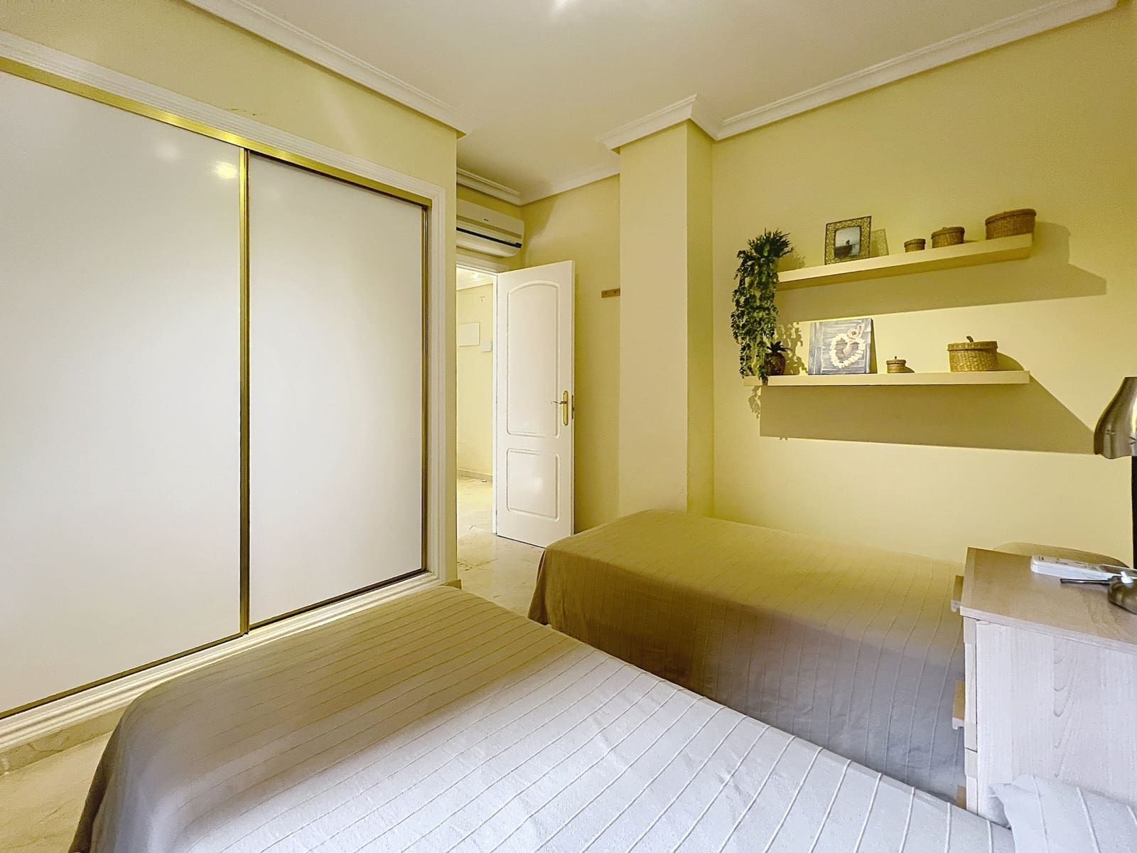 2 sypialnia Apartament na sprzedaż w Casares z basenem garażem - 359 000 € (Ref: 9804270)