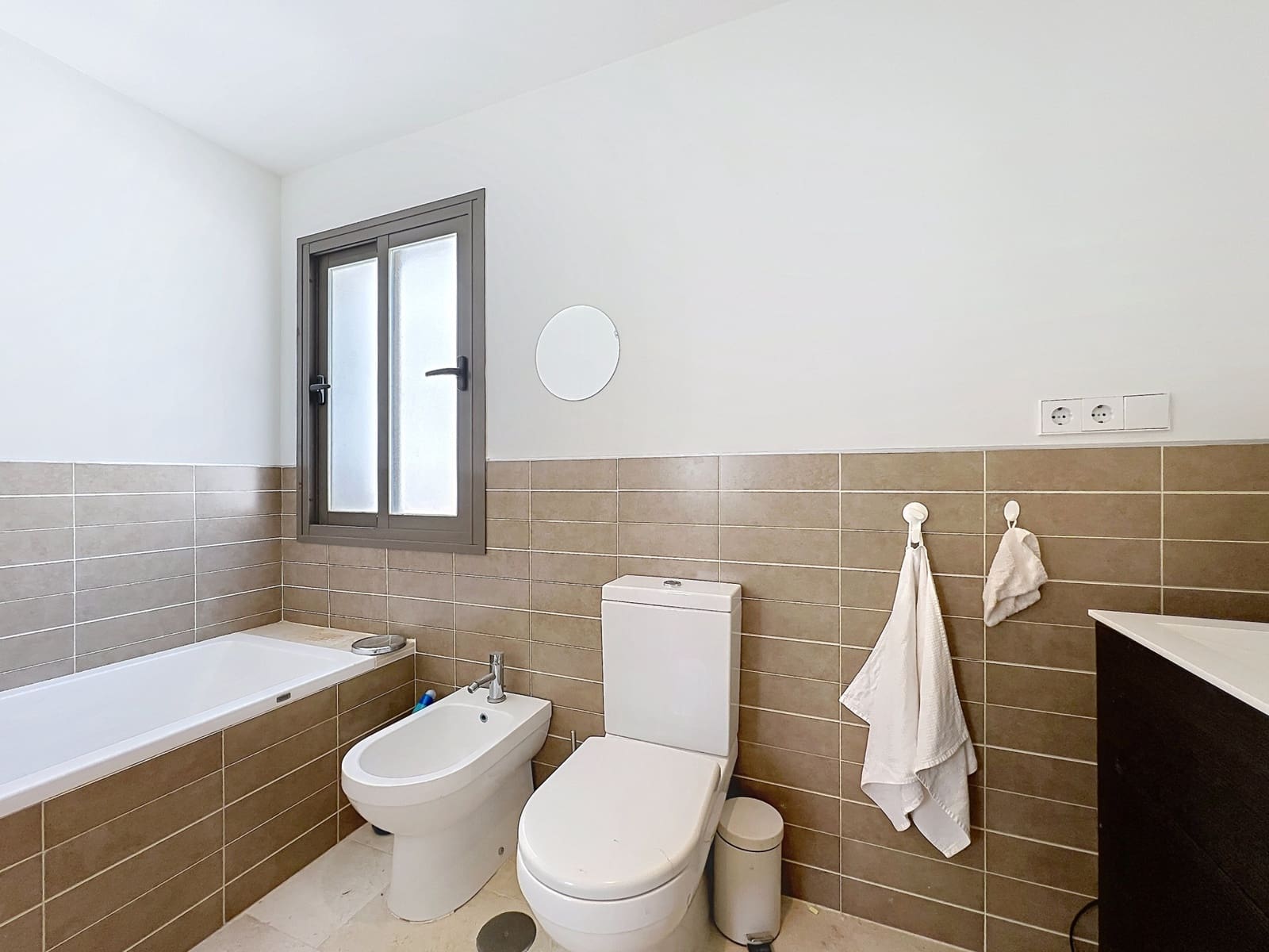 3 sovrum Takvåning till salu i Casares med pool garage - 875 000 € (Ref: 9846190)