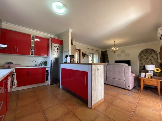 3 quarto Quinta/Casa Rural para venda em El Padrón, Estepona com piscina garagem - 750 000 € (Ref: 9861709)