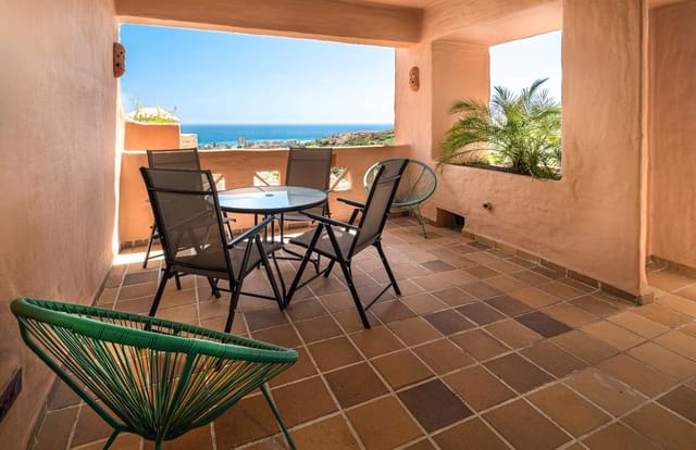 2 bedroom Apartment for sale in Manilva with pool garage - € 320,000 (Ref: 9861710)