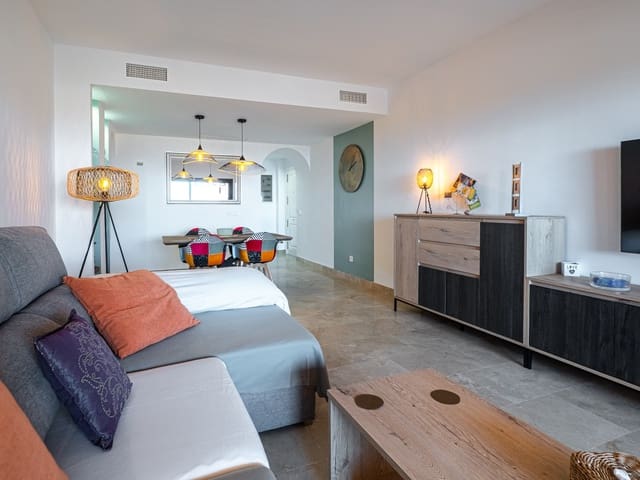 2 bedroom Apartment for sale in Manilva with pool garage - € 320,000 (Ref: 9861710)