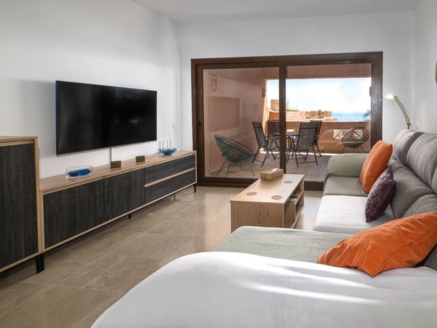 2 bedroom Apartment for sale in Manilva with pool garage - € 320,000 (Ref: 9861710)