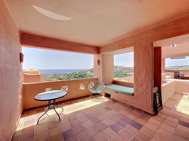 2 bedroom Apartment for sale in Manilva with pool garage - € 320,000 (Ref: 9861710)