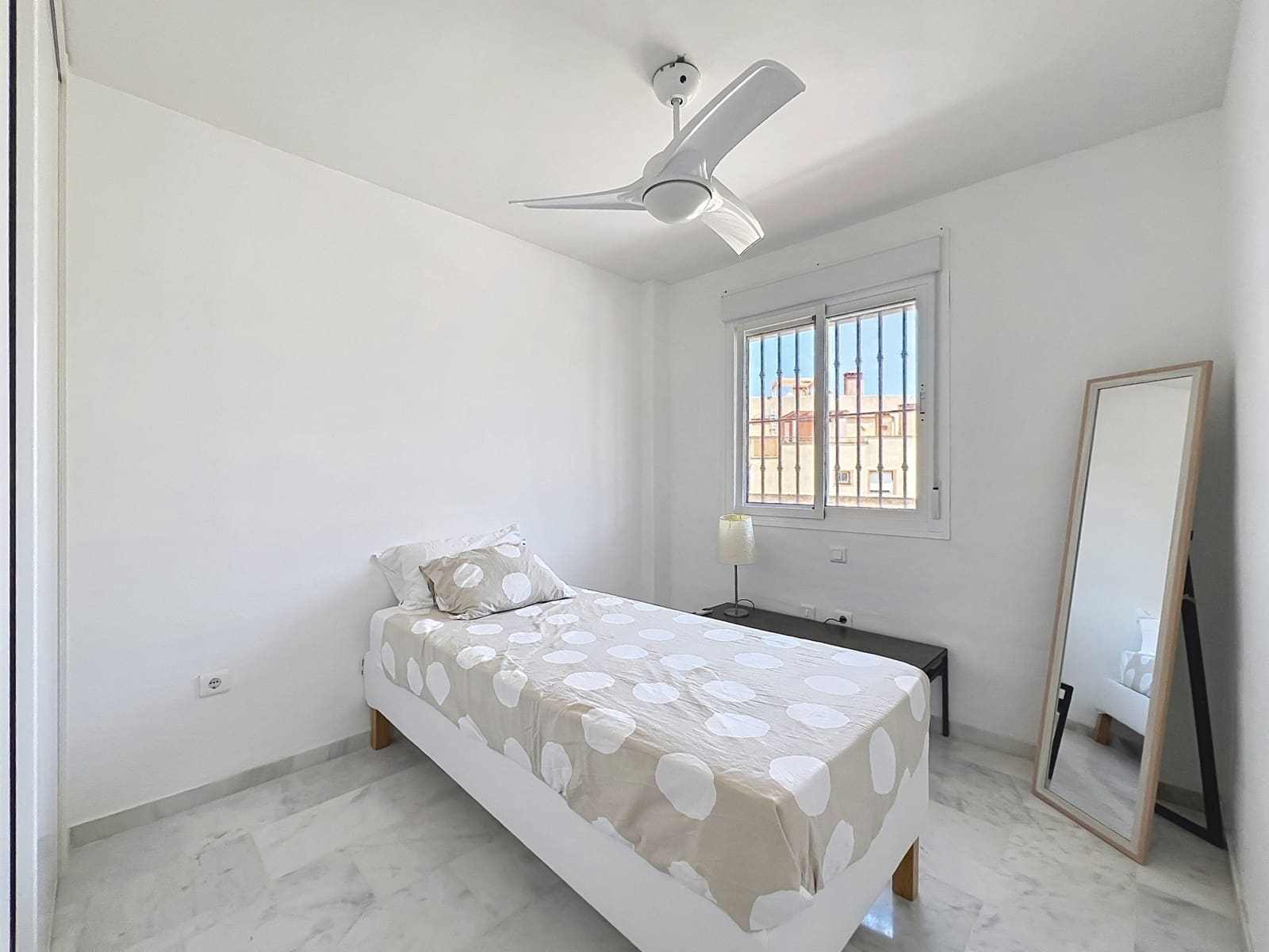 2 quarto Penthouse para venda em Casares com piscina garagem - 265 000 € (Ref: 9899274)