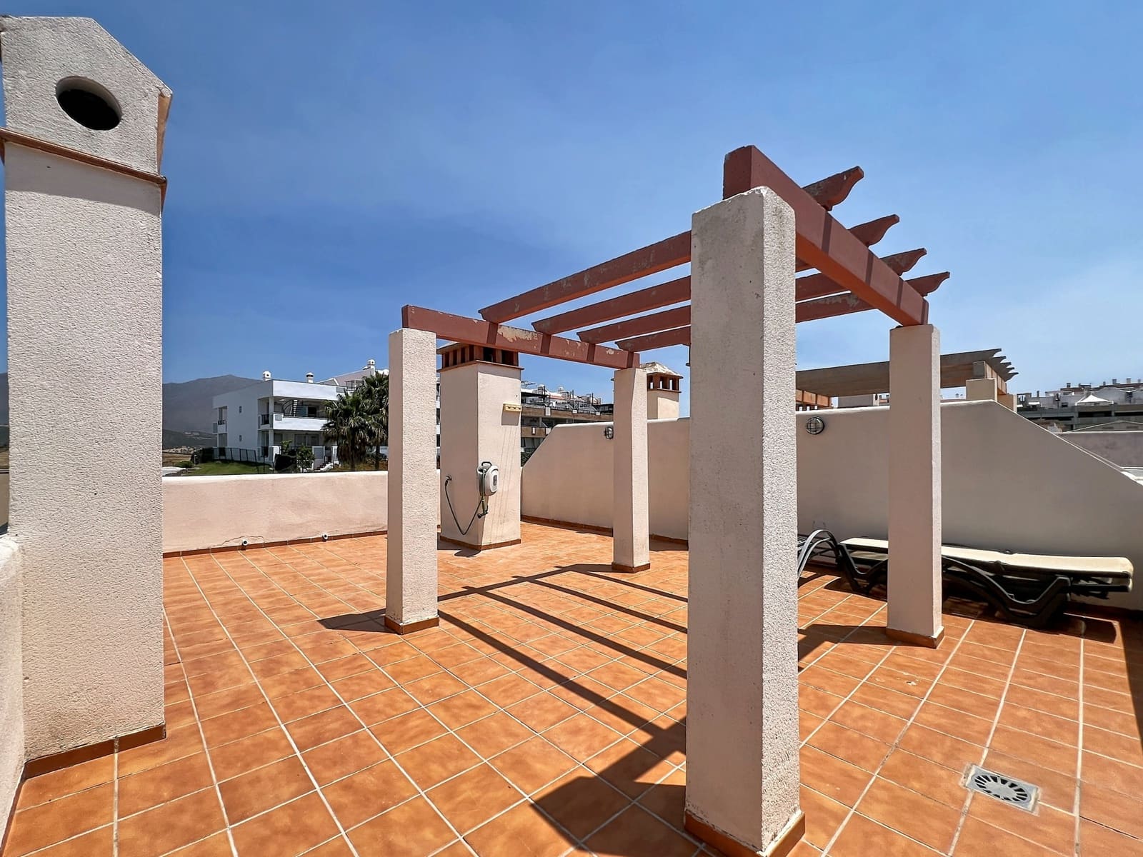 2 quarto Penthouse para venda em Casares com piscina garagem - 265 000 € (Ref: 9899274)