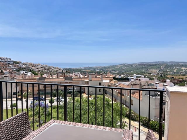 2 soverom Penthouse til salgs i Casares med svømmebasseng garasje - € 265 000 (Ref: 9899274)