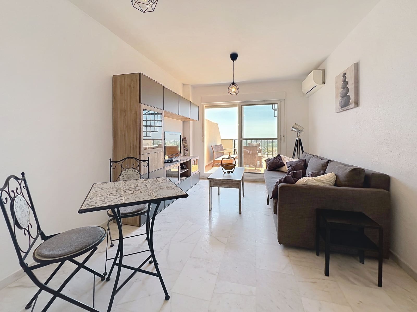2 bedroom Penthouse for sale in Casares with pool garage - € 265,000 (Ref: 9899274)