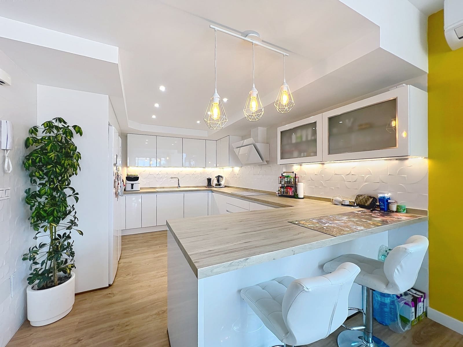 2 Zimmer Villa zu verkaufen in Casares mit Pool Garage - 479.000 € (Ref: 9904634)