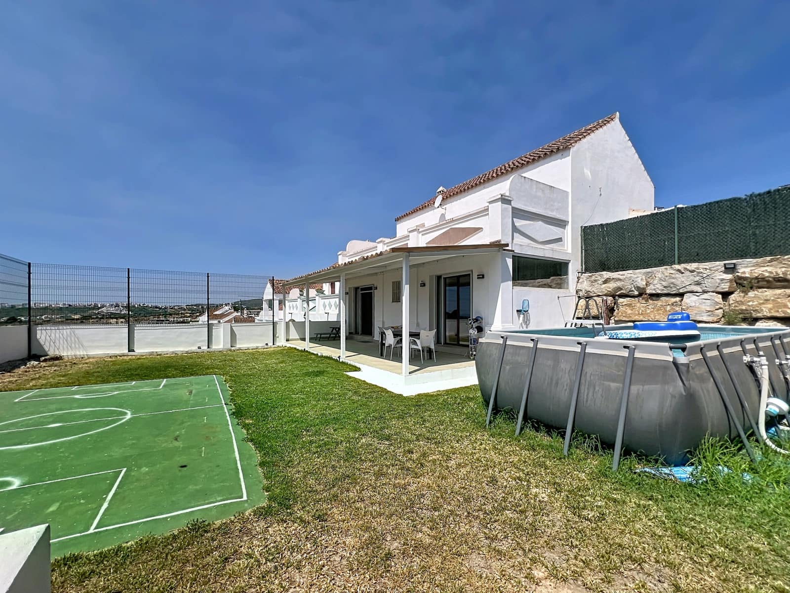 2 Zimmer Villa zu verkaufen in Casares mit Pool Garage - 479.000 € (Ref: 9904634)