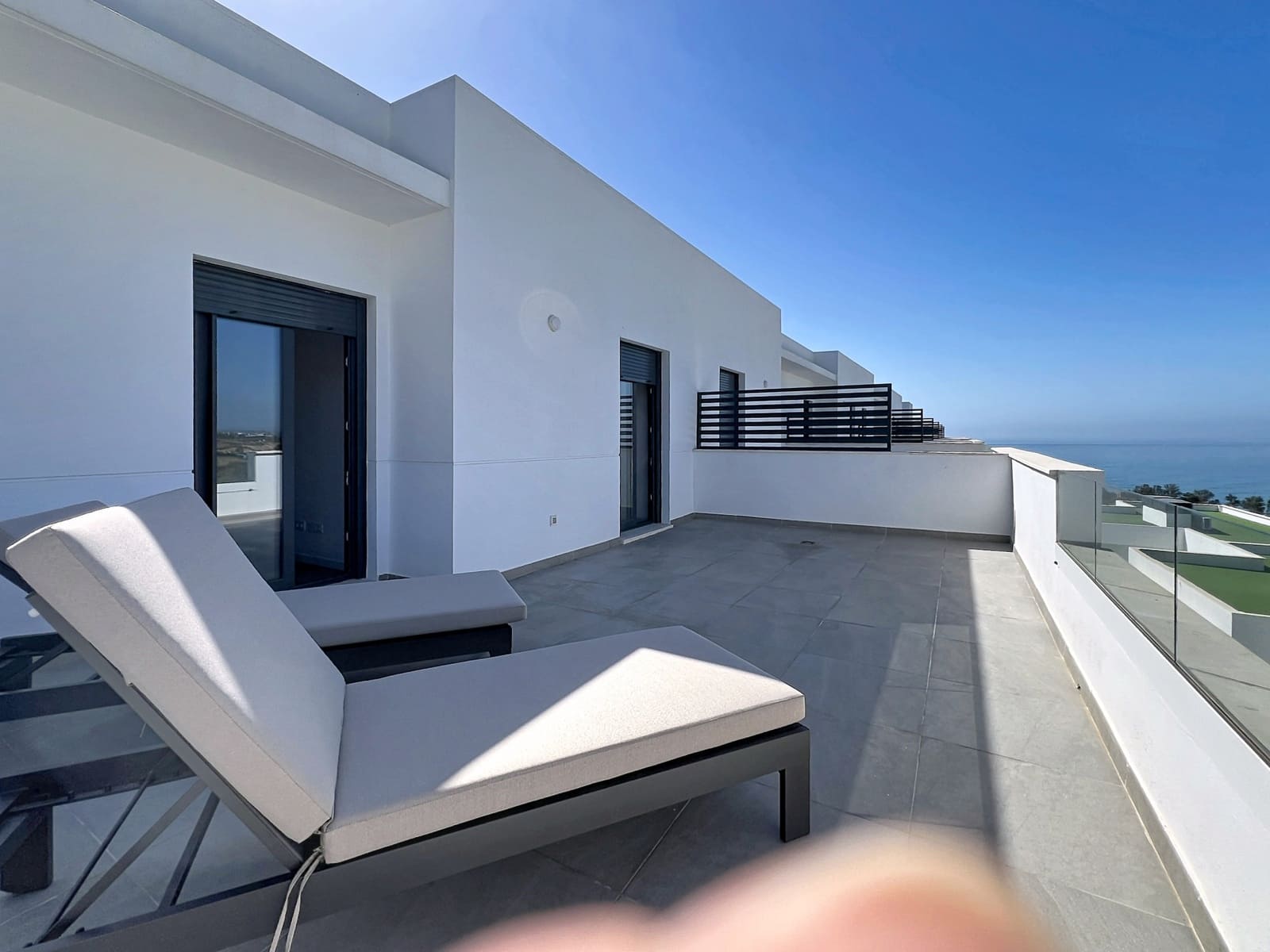 4 Zimmer Haus zu verkaufen in Manilva mit Pool Garage - 490.000 € (Ref: 9904635)