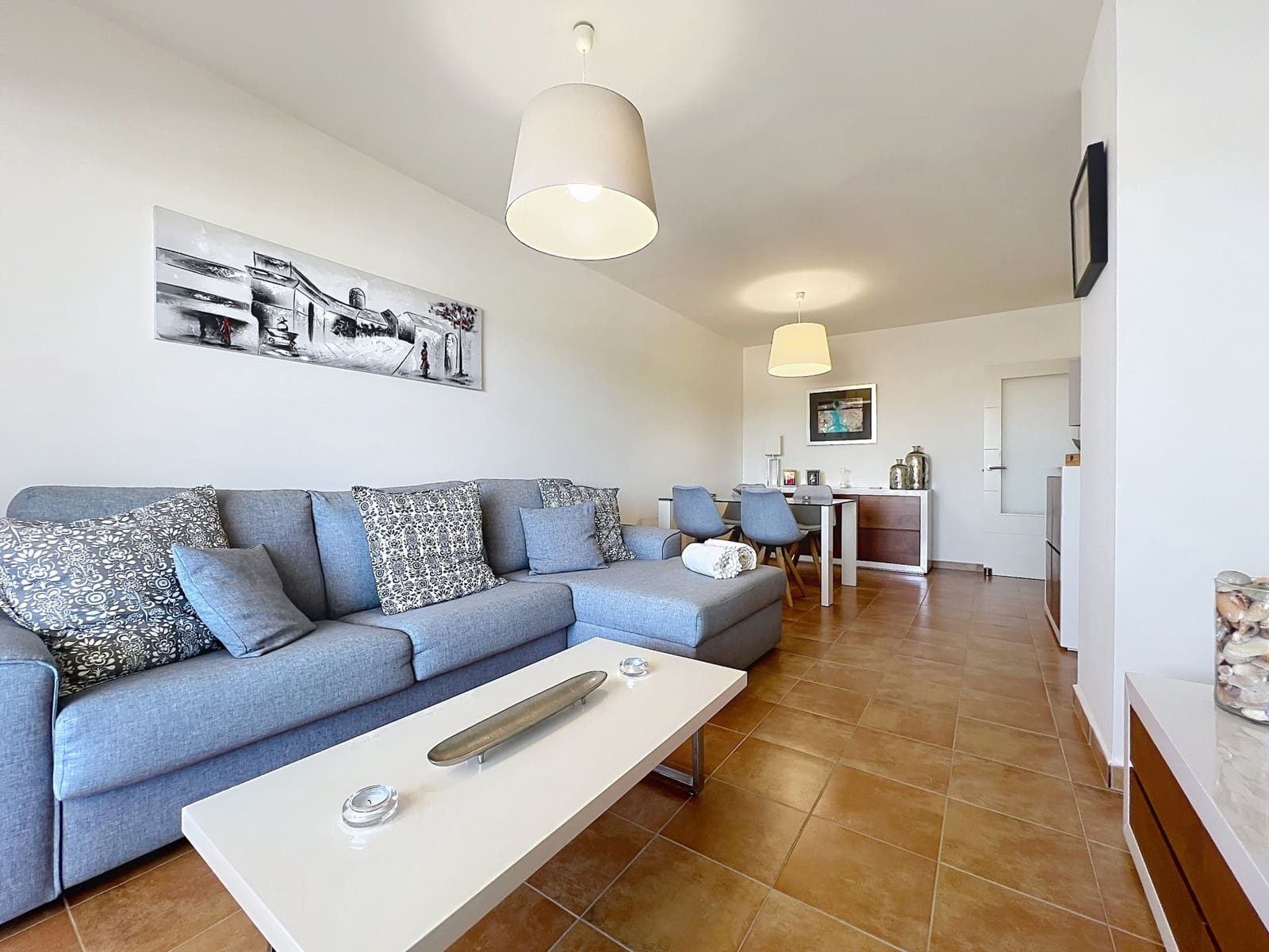 2 slaapkamer Appartement te koop in La Alcaidesa met zwembad garage - € 329.000 (Ref: 9915471)