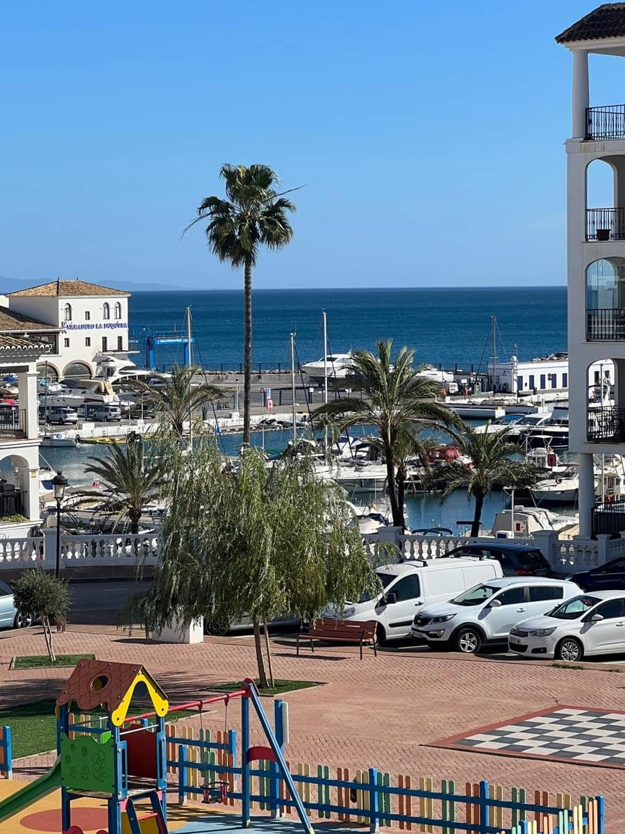3 camera da letto Casa in vendita in La Duquesa / Puerto de la Duquesa con garage - 375.000 € (Rif: 9915472)