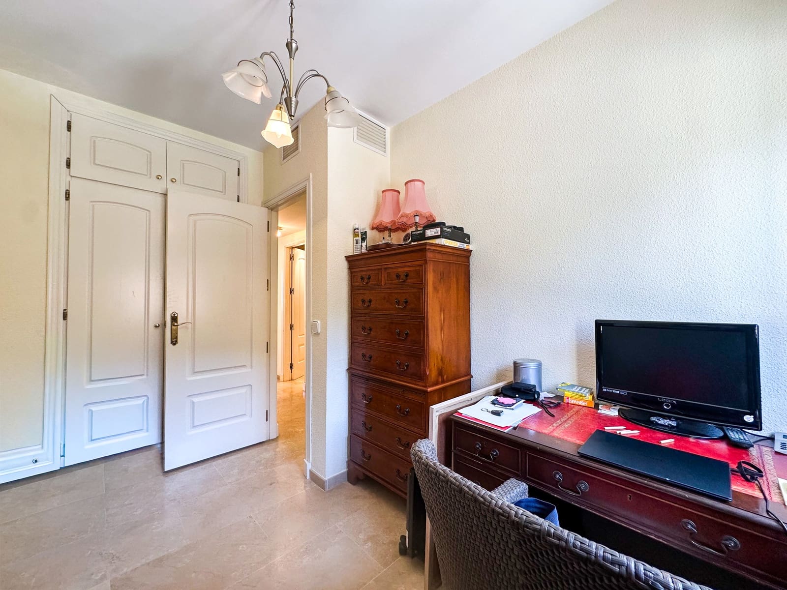3 camera da letto Casa in vendita in La Duquesa / Puerto de la Duquesa con garage - 375.000 € (Rif: 9915472)