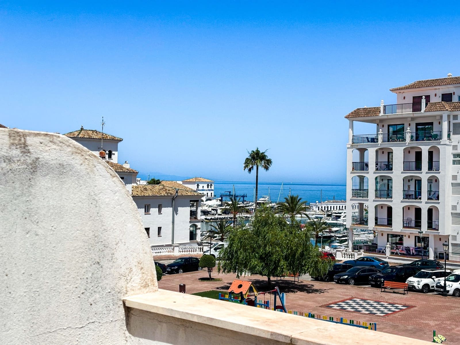 3 camera da letto Casa in vendita in La Duquesa / Puerto de la Duquesa con garage - 375.000 € (Rif: 9915472)