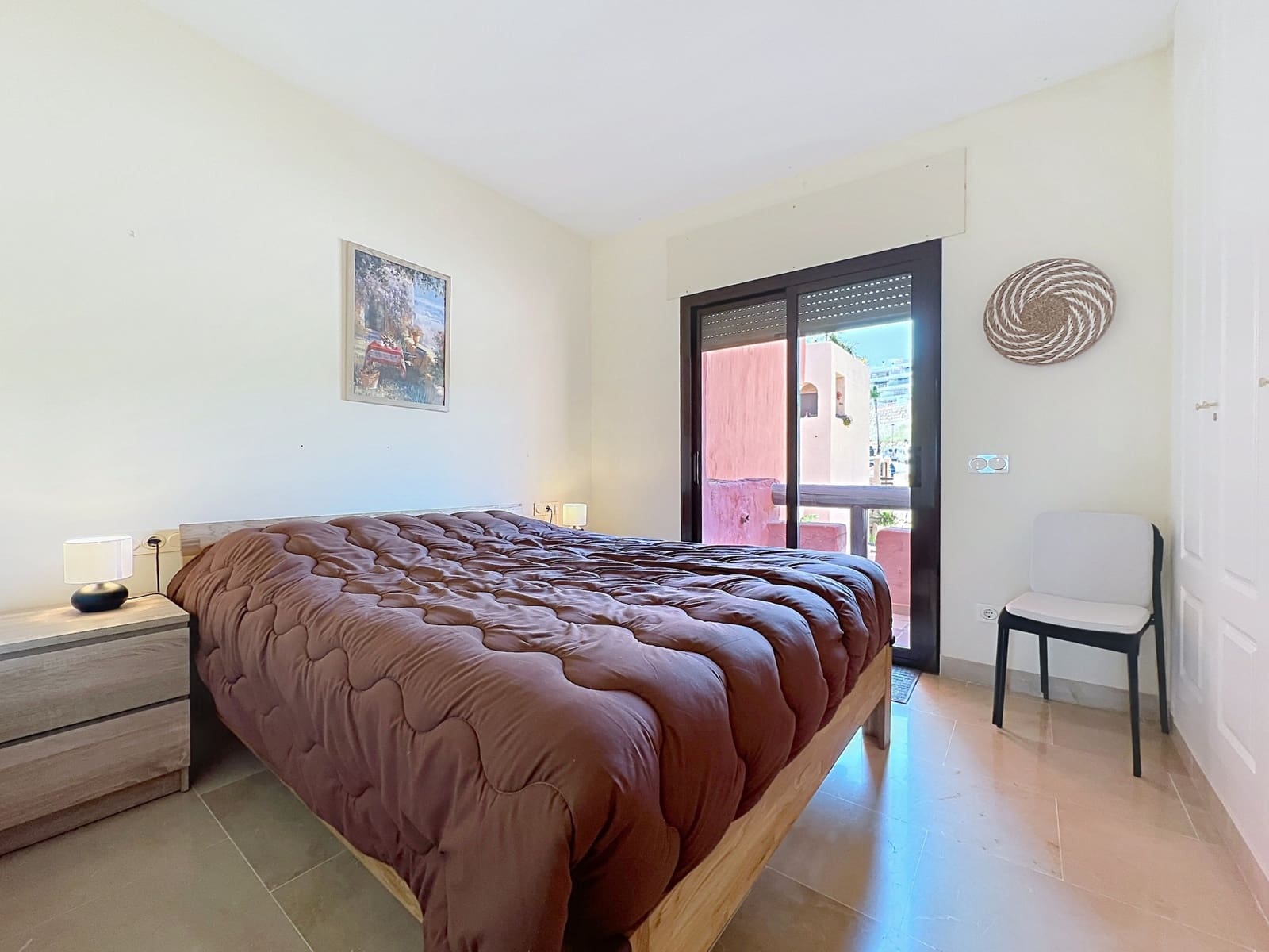 2 slaapkamer Appartement te koop in Manilva met zwembad garage - € 315.000 (Ref: 9920398)
