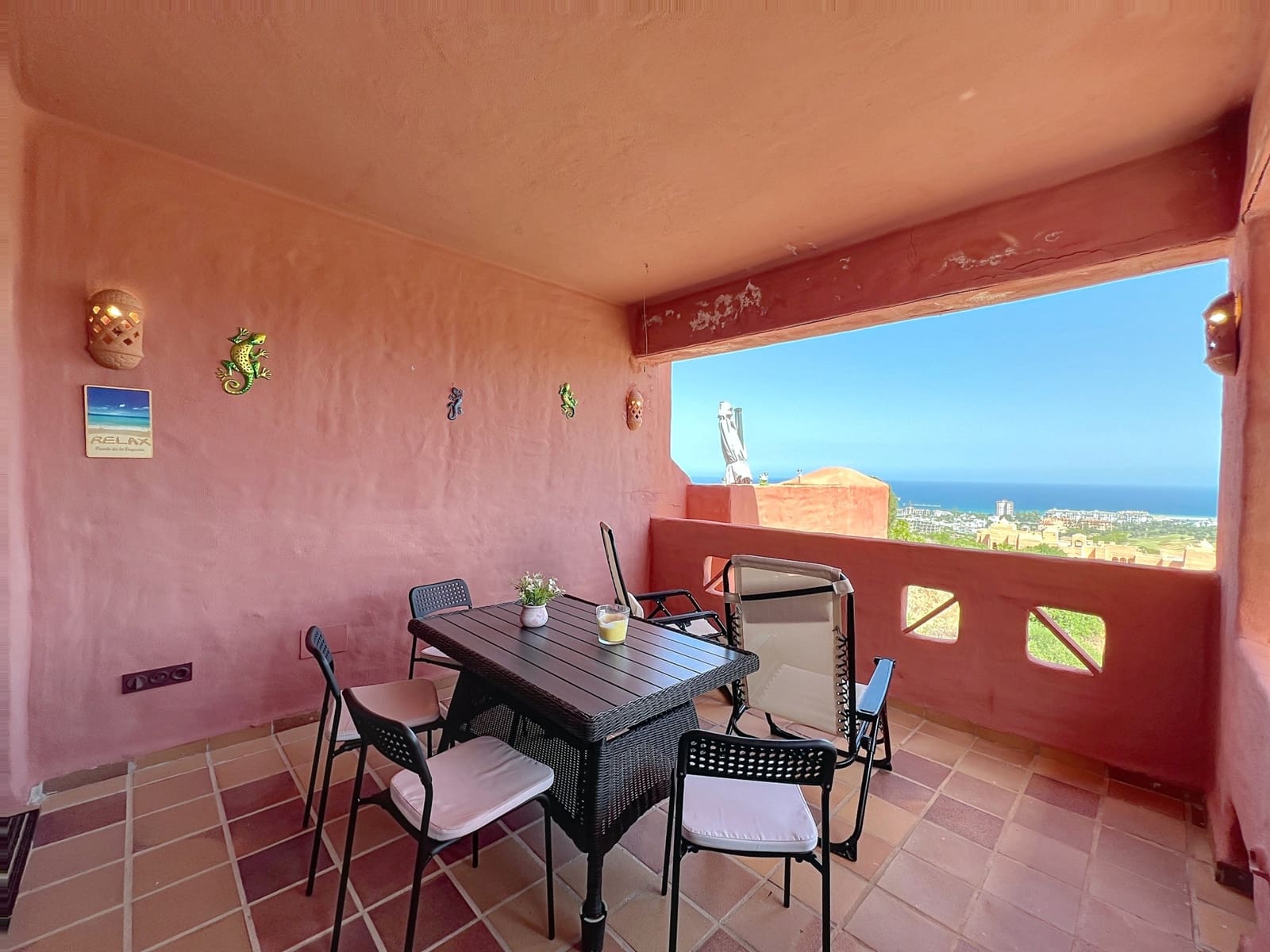 2 slaapkamer Appartement te koop in Manilva met zwembad garage - € 315.000 (Ref: 9920398)