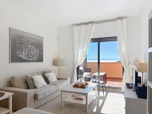 2 quarto Penthouse para venda em Manilva com piscina garagem - 305 000 € (Ref: 9924593)