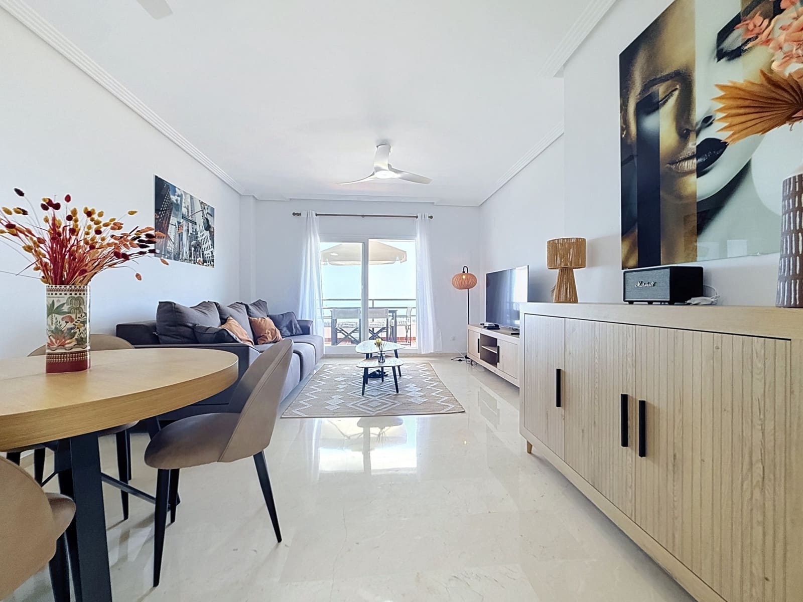 2 soverom Leilighet til salgs i Manilva med svømmebasseng garasje - € 365 000 (Ref: 9945683)